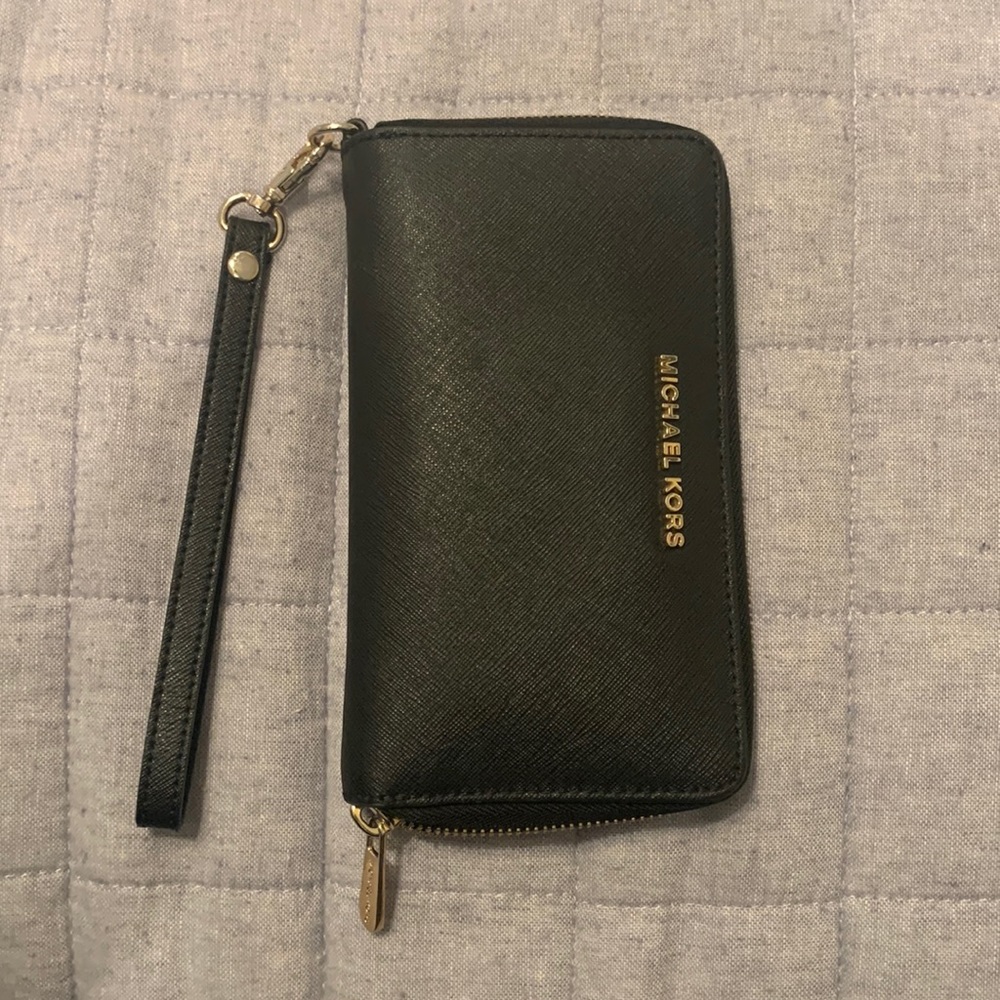 Black Michael Kors Wristlet